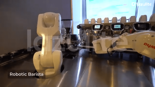 Robotic Technology in Dubai _ Robotics in Events & Exhibitions _ Robotic Arm Display _ Dancing Robot